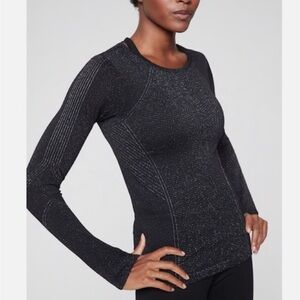 Athleta Flurry Shine Base Layer‎ Top Size Medium Black and Silver